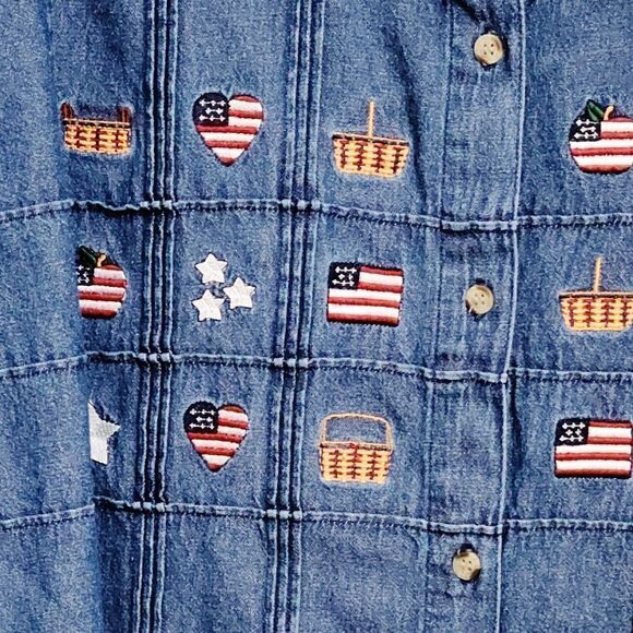 Patriotic VTG Bottom Down Dennis Blouse - Picture 3 of 10